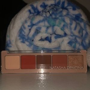 Beauty pallets